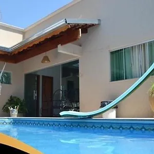 Linda Casa Com Sauna, Hidromassagem, Piscina, Cascata, Churrasqueira E Master!! Casa de Férias